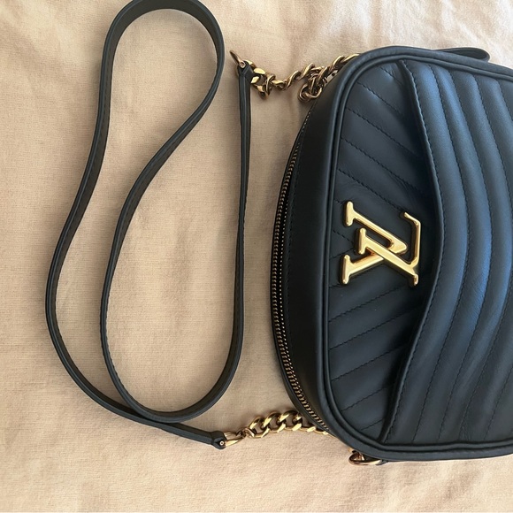 Louis Vuitton New Wave Crossbody Authentic Preloved - Picture 3 of 10